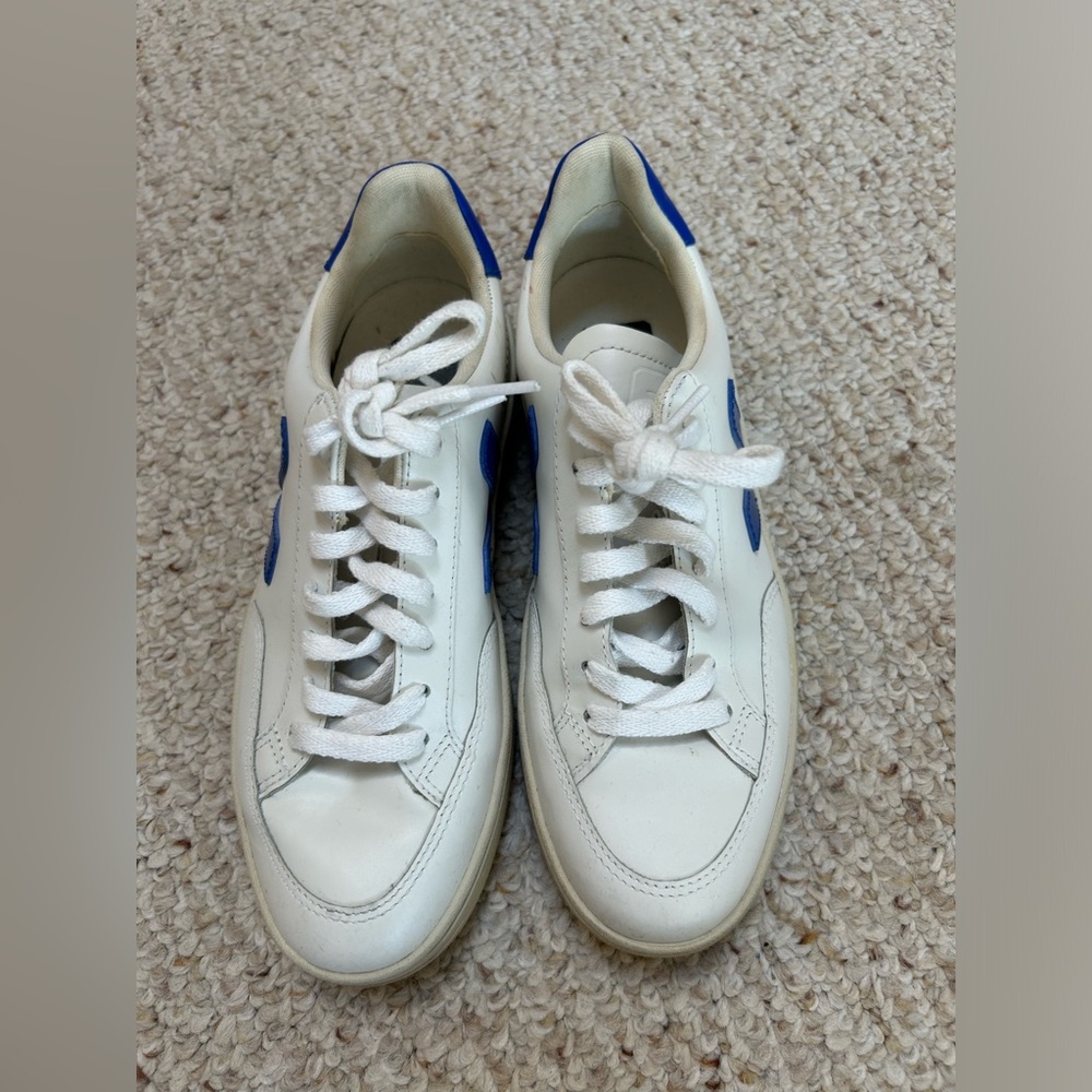 Veja V-12 LEATHER WHITE PAROS - Picture 3 of 9